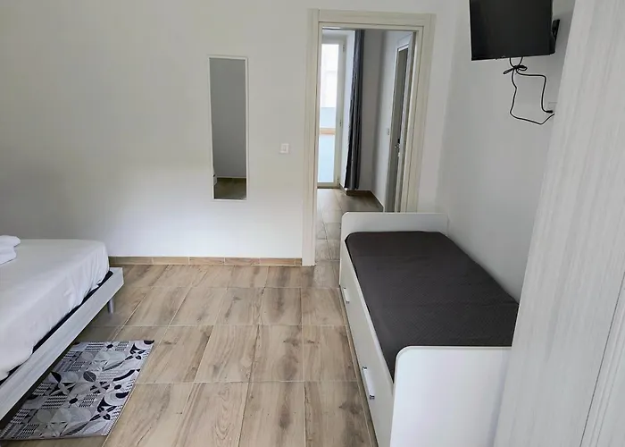 Revolution 2 Bed E Breakfast فندق مبيت وإفطار