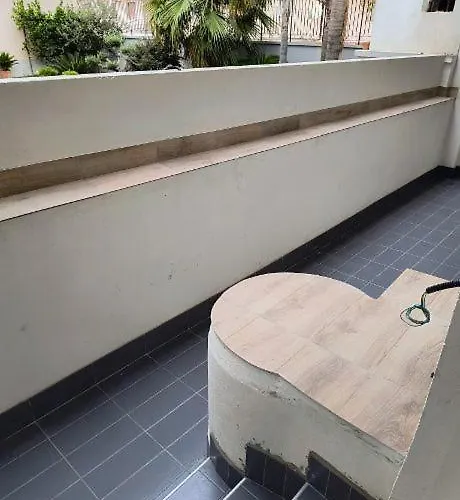 Revolution 2 Bed E Breakfast فندق مبيت وإفطار 3*